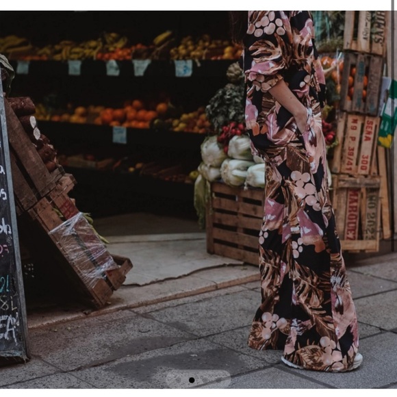 Amen by Nah “Bahia” Pant - Picture 6 of 14